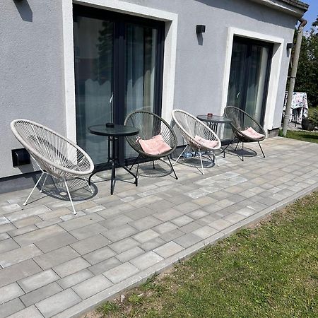 Pokoje I Apartamenty Polna 19 Niechorze Esterno foto
