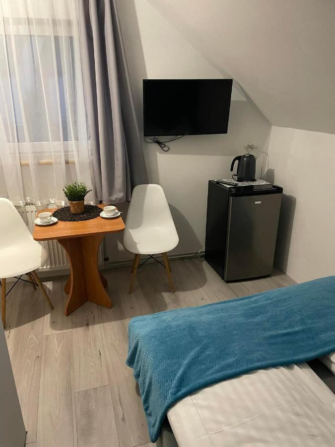 Pokoje I Apartamenty Polna 19 Niechorze Esterno foto