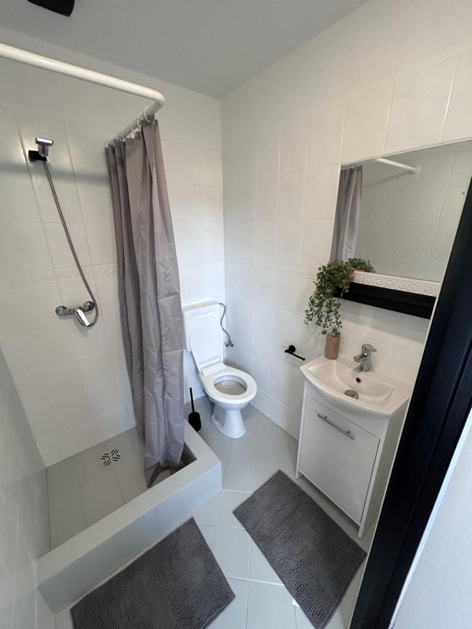 Pokoje I Apartamenty Polna 19 Niechorze Esterno foto