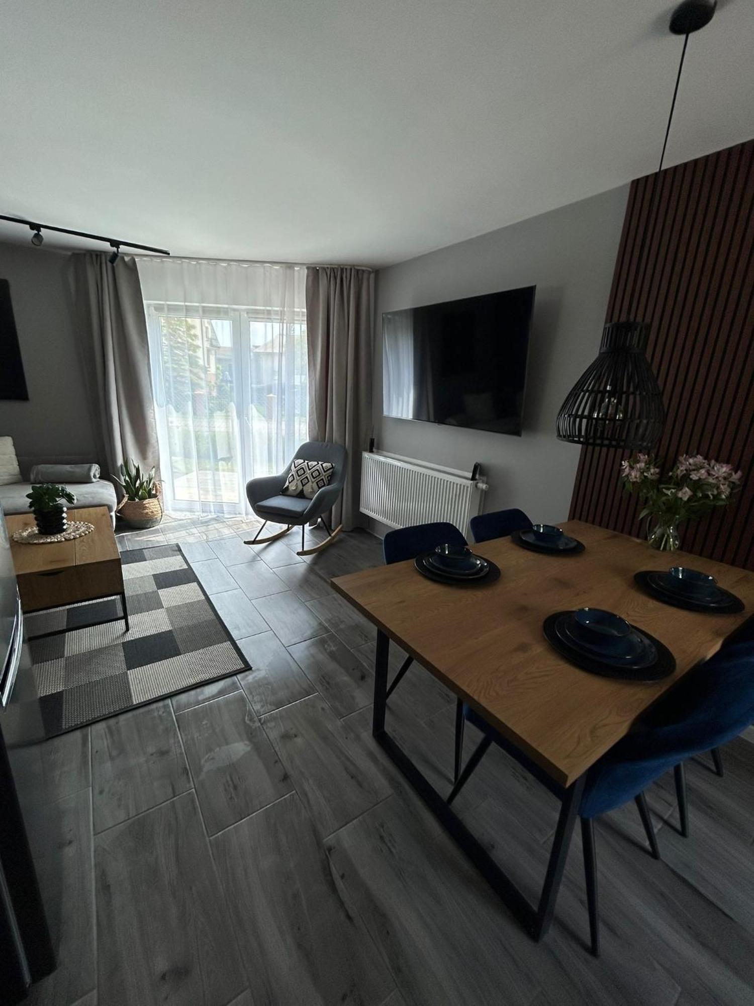 Pokoje I Apartamenty Polna 19 Niechorze Esterno foto